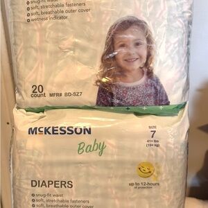 Baby Size 7 White Diapers - Pack of 20